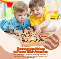 Tableau d'activités avec 19 interrupteurs lumineux LED, jouets Montessori pour les enfants de 1, 2 et 3 ans, tableau sensoriel en bois, jouets de voyage pour tout-petits