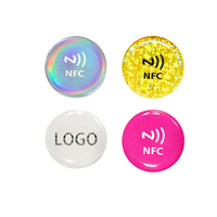 Étiquette RFID NFC en époxy imprimable 13,56 MHz ntag213 pour partager sur les réseaux sociaux