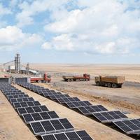 Conteneur extérieur pliable 20HQ avec panneau solaire 80 kW et système de batterie photovoltaïque 260 kWh, avec prix réels