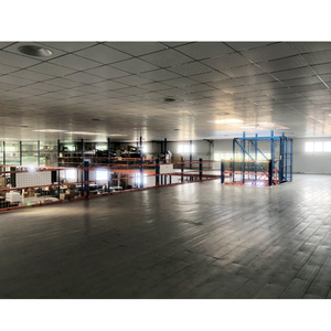 نظام تخزين فولاذي قابل للتعديل للمستودعات، يتضمن منصة ميزانين ورفوف علوية ذات طابقين - Product Image 3