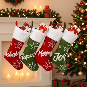 Calcetines Navideños de Felpa con Logotipo Personalizado, Kit de Calcetines Navideños de Fieltro de 18 Pulgadas con Impresión - Product Image 1