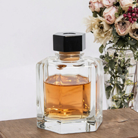 Bouteille diffuseur de parfum hexagonale géométrique en verre transparent de 1000 ml, vide, à facettes, avec bouchon noir, pour décoration de boutique