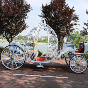 Certifié CE 4 roues Royal Princess Wedding Pumpkin Calèche électrique Cendrillon Chariot à chevaux en vente - Product Image 4