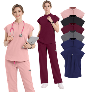 Nouvelle conception, ensemble <span class=keywords><strong>d</strong></span>'uniformes médicaux en gros, tenues médicales confortables, hauts <span class=keywords><strong>d</strong></span>'infirmière et pantalons larges pour femmes en milieu hospitalier - Product Image 1
