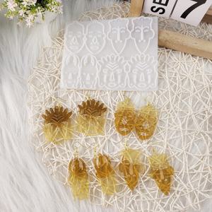 Moldes de fundición de silicona hechos a mano Kingnoo para adornos decorativos DIY y pendientes forma Irregular X0274 - Product Image 1