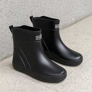 המפעל הסיטונאי באיכות גבוהה גברים אופנתיים מגפי גשם למבוגרים נעלי גשם למבוגרים עבור קיץ ואביב - Product Image 3