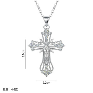 Kalung Kristal Zirkon Tembaga Model Fashion Viral Lintas Negara untuk Wanita, Perhiasan Rantai Klavikula Mewah Unik Anti Luntur - Product Image 4