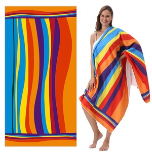Logo personnalisé recyclé grande serviette de piscine en microfibre daim surdimensionné imprimé séchage rapide sans sable rose rayé serviette de <span class=keywords><strong>plage</strong></span> - Product Image 3