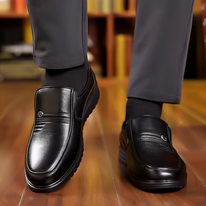 Mocasines de cuero genuino para hombre, con punta redonda, sin cordones, para negocios, para todas las estaciones, con suela de goma. - Product Image 3