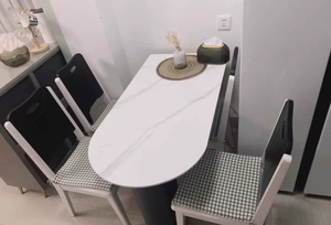 Table à manger adaptée à un usage domestique, à placer contre le mur, au design moderne et épuré - Product Image 5