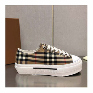 2025 chaussures de luxe pour hommes et femmes célèbres chaussures de sport de <span class=keywords><strong>mode</strong></span> - Product Image 5