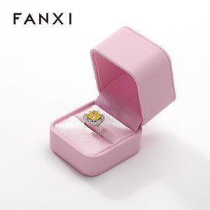 FANXI - Cajas de Embalaje de Joyería Cuadradas Modernas de Piel Sintética al por Mayor, Caja Organizadora de Lujo Personalizada para Anillos, Pendientes y Pulseras - Product Image 5