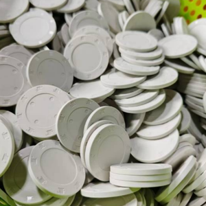 Jetons de poker en céramique personnalisés de qualité casino, taille 40 mm, écologiques, durables, faits à la main, colorés, élégants, avec motif diamant en relief - Product Image 2