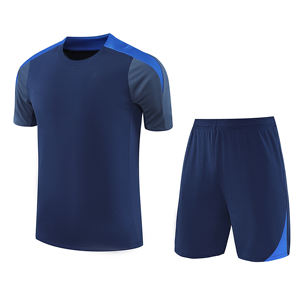 Maillot de football 2526 surdimensionné personnalisé en polyester 100% à rayures col en V unisexe - Product Image 4