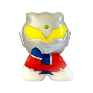 โมจิอุลตร้าแมนแบบยืน ของเล่นบีบคลายเครียด รูปซูเปอร์ฮีโร่ สำหรับเด็ก วัสดุ PU ของขวัญสำหรับนักเรียน - Product Image 5