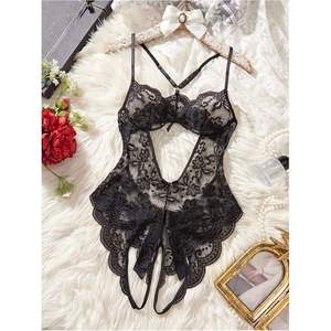 Body une pièce sexy en dentelle pour femme, à fines bretelles, découpé, respirant, lingerie de nuit - Product Image 2