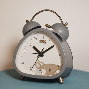 Tam giác phim hoạt hình ít đồng hồ báo thức thời trang nhân viên văn phòng trang trí nhà phòng ngủ lười biếng câm kỹ thuật số đầu giường Đồng hồ báo thức - Product Image 4