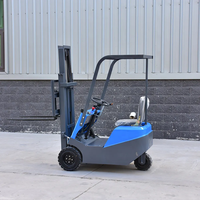 Chariot élévateur compact à trois roues pour les entrepôts d'exécution des commandes e-commerce