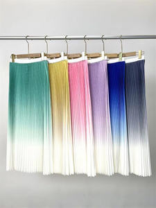 2023 été élégant lumière mûr plissé dégradé sous-vêtement haut + plissé demi-jupe deux pièces costume pour les femmes - Product Image 3