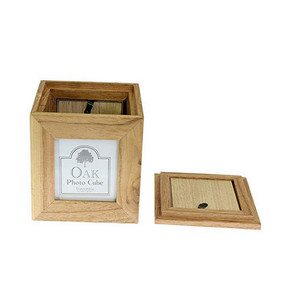 Boîte à photos personnalisable en bois <span class=keywords><strong>de</strong></span> <span class=keywords><strong>chêne</strong></span> peint écologique, <span class=keywords><strong>cube</strong></span> à photos, boîte à souvenirs, logo personnalisé, design moderne pour la décoration <span class=keywords><strong>de</strong></span> bureau - Product Image 4