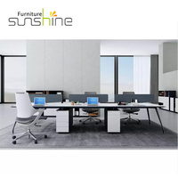 Mobilier de bureau modulaire Ensemble de table de travail moderne avec espace de travail ouvert Bureaux pour postes de travail prêts à l'emploi