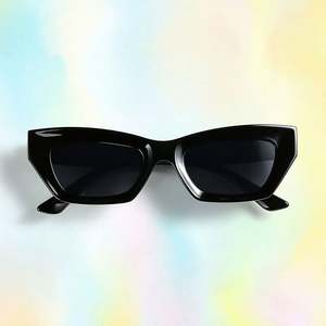 Gafas de Sol de Moda con Logotipo Personalizado, Color Caramelo, Gafas de Sol Pequeñas de Ojo de Gato Coloridas para Mujeres y Hombres - Product Image 2