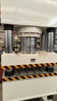 Presse hydraulique à quatre colonnes 200T pour le moulage de poudre de quartz graphite, machine de compactage de poudre par pressage à froid, avec moteur PLC et pompe à roulement