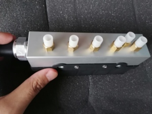 Luchtveringkleppenblok voor Mercedes S-Klasse W220 220320258 A2203200258 - Product Image 3