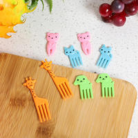 Fourchette à fruits de ferme d'animaux créatifs cure-dents de fruits de dessin animé pour enfant plastique ABS collations gâteau Dessert choix alimentaires