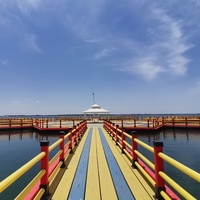 Quai flottant marin écologique pour la navigation de plaisance