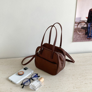 Sac fourre-tout en nylon personnalisé avec logo et couleur, fermeture éclair, sac à main quotidien, sac à bandoulière, forme classique, sac bandoulière, faible MOQ - Product Image 5