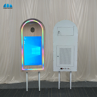 Cabina de Fotos Portátil para Interiores y Exteriores de 55 Pulgadas con Soporte de Altura Ajustable, Cabina de Fotos con Espejo Arqueado