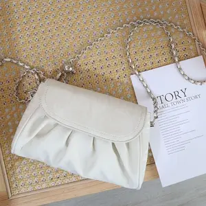 New Fashion Lady Cross-Body Bag with One Shoulder Cell Phone Compatibility PU Chains on Korean Dresses Polyester Lining