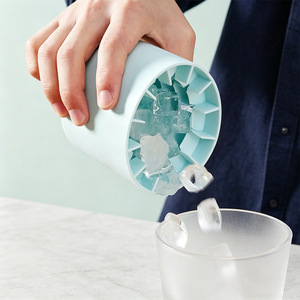 Moule à glaçons en silicone de qualité alimentaire premium, en stock, conception à démoulage facile pour la fabrication et le stockage de glaçons, congélation rapide - Product Image 3