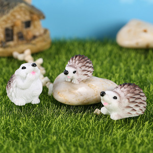 Adorno de jardín en miniatura con forma de erizo, artesanía de resina, decoración para interiores y exteriores - Product Image 1
