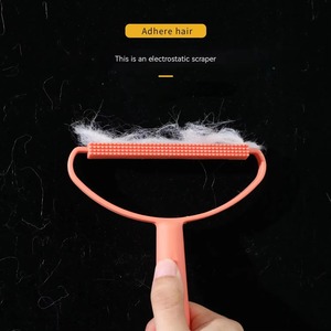 Rouleau anti-peluches portable pour vêtements, rasoir à tissu, élimine les poils d'animaux et les particules de peluches des vêtements, outil de nettoyage - Product Image 2