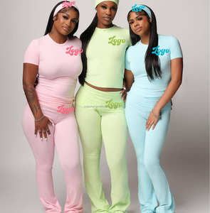 Set Due Pezzi di Alta Qualità per Ragazze Alte, Abbigliamento Donna, T-shirt Color Block e Pantaloni a Zampa con Risvolto - Product Image 3