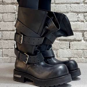 Fabricant personnalisé femmes rétro boucle de ceinture Venom <span class=keywords><strong>bottes</strong></span> grand tube fond épais moto vintage <span class=keywords><strong>gros</strong></span> orteil femmes mollet Punk <span class=keywords><strong>bottes</strong></span> - Product Image 4
