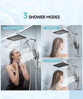 En stock, Ensemble de douche carré multifonction en chrome poli avec pommeau de douche à effet pluie et douchette à main pour salle de bain d'hôtel