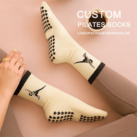 Chaussettes de Pilates antidérapantes personnalisées avec coton écologique, vente en gros OEM, chaussettes de yoga pour femmes et hommes, chaussettes de fitness pour studio