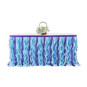 Table carrée blanche de 6 pieds avec motifs de plinthes pour la décoration d'anniversaire de bébé - Product Image 4