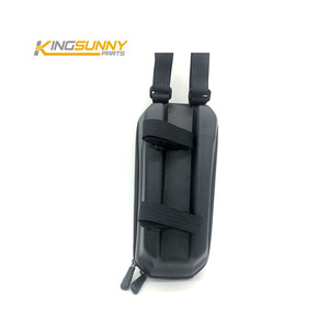 <span class=keywords><strong>WILD</strong></span> <span class=keywords><strong>MAN</strong></span> 2L Sac de rangement étanche pour Xiaomi M365 ES Max G30 Accessoire de remplacement pour scooter électrique Sac de transport facile - Product Image 2
