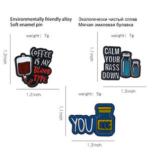 Sıcak satış tıbbi serisi alaşım broş yaratıcı kan transfüzyon çantası mektup ilaç şişe emaye rozeti broşlar - Product Image 2