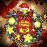 Vorrätige Umweltfreundliche Weihnachtskranz-Dekorationen Batteriebetriebene Blaue Lichter Beschichtetes Papier EVA-Material Neujahrsgeschenk-Ornamente