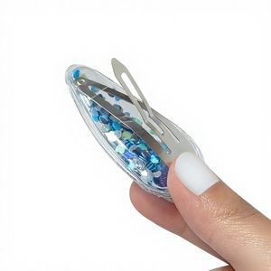 Accessoires pour cheveux en plastique sous licence pour filles, 6 pièces, pinces à cheveux mignonnes et magiques avec confettis, breloques de personnages de princesses préférées, de haute qualité - Product Image 1