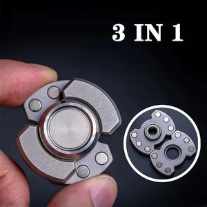 Spinner Fidget 3 en 1 en métal, multifonctionnel, anti-stress, pour adultes atteints de TDAH, avec fonction tactile et clic, équipement EDC, cadeau personnalisé - Product Image 3