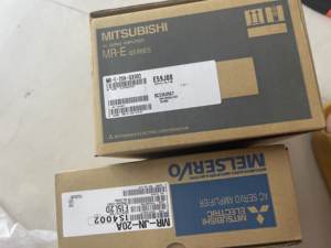 Servoamplificador de CA Mitsubishi MR-JN-20A MR-E-20A-QX002 - Product Image 1