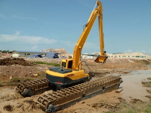 Excavatrice amphibie utilisée pour le dragage - Product Image 3