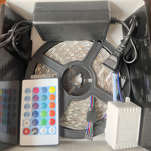 Juego de tiras de luces <span class=keywords><strong>LED</strong></span> inteligentes RGB 5050, tira de luz regulable con Control remoto de siete colores para decoración de festivales - Product Image 3
