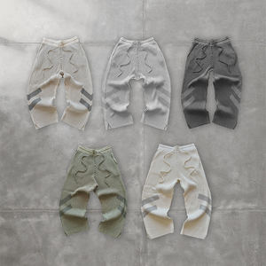 Sudadera Personalizada de Invierno con Bordado, Cierre de Cremallera, Corte Cuadrado Regular, Sin Cordones, Ligera, 360 Gsm, Canalé, 100% Poliéster Ecológico, Hombros Caídos - Product Image 4